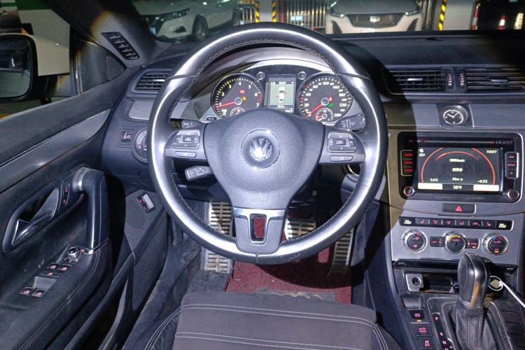 Used Volkswagen FAW-Volkswagen CC 2013 1.8TSI Luxury Model Steering Wheel