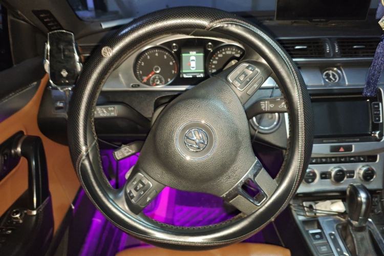 Used Volkswagen FAW-Volkswagen CC 2013 2.0 TSI Ultimate Model Steering Wheel