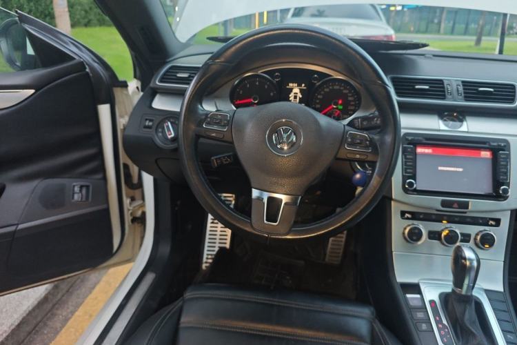 Used Volkswagen FAW-Volkswagen CC 2013 1.8TSI Luxury Model Steering Wheel