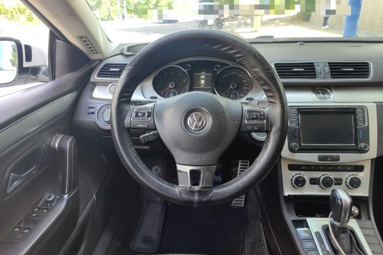 Used Volkswagen FAW-Volkswagen CC 2013 2.0 TSI Ultimate Model Steering Wheel