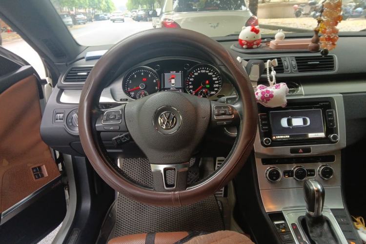 Used Volkswagen FAW-Volkswagen CC 2013 2.0 TSI Ultimate Model Steering Wheel
