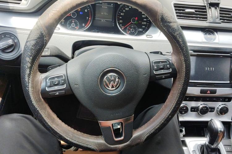 Used Volkswagen FAW-Volkswagen CC 2013 2.0 TSI Ultimate Model Steering Wheel