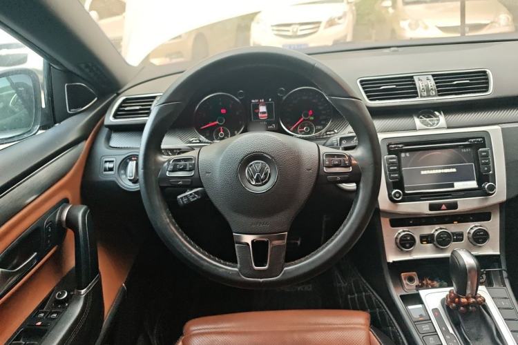 Used Volkswagen FAW-Volkswagen CC 2013 2.0 TSI Ultimate Model Steering Wheel
