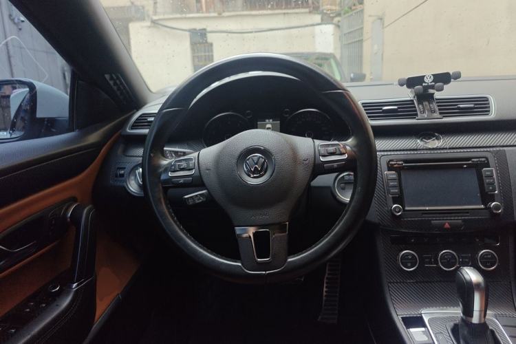 Used Volkswagen FAW-Volkswagen CC 2013 1.8TSI Luxury Model Steering Wheel