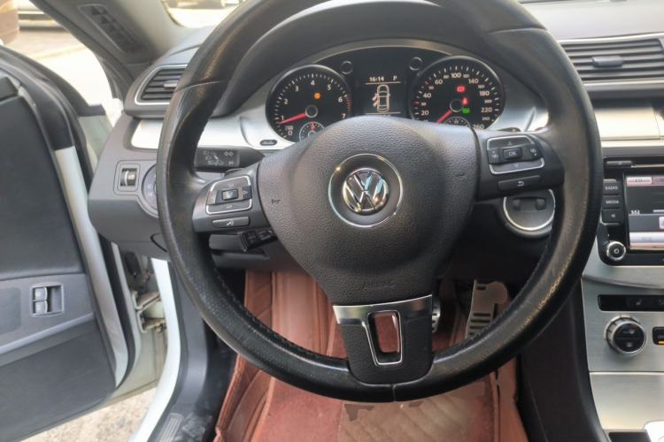 Used Volkswagen FAW-Volkswagen CC 2013 1.8TSI Luxury Model Steering Wheel
