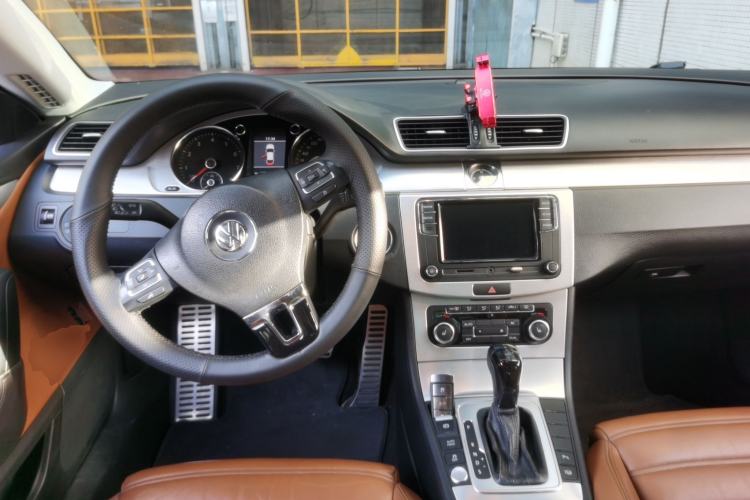 Used Volkswagen FAW-Volkswagen CC 2013 2.0 TSI Luxury Model Steering Wheel