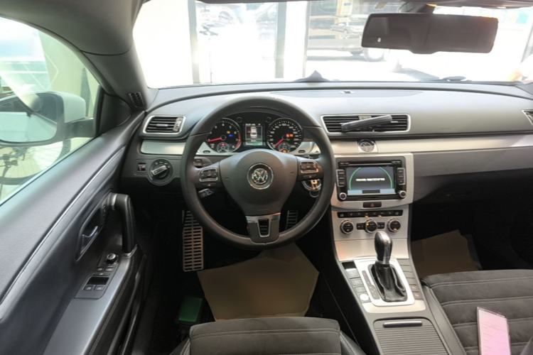 Used Volkswagen FAW-Volkswagen CC 2013 1.8TSI Luxury Model Steering Wheel