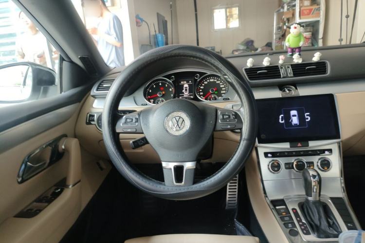 Used Volkswagen FAW-Volkswagen CC 2013 1.8TSI Prestige Model Steering Wheel
