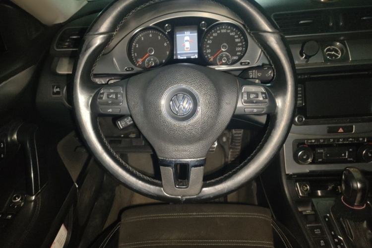Used Volkswagen FAW-Volkswagen CC 2013 1.8TSI Luxury Model Steering Wheel