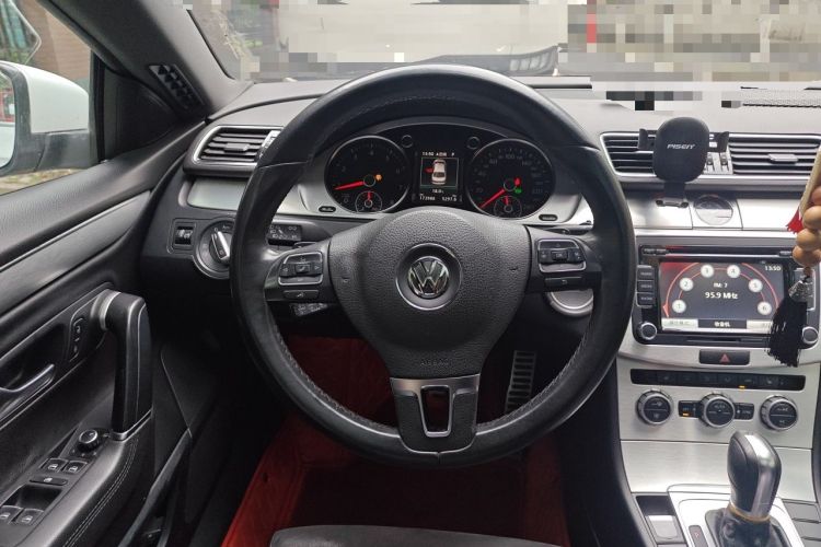 Used Volkswagen FAW-Volkswagen CC 2013 2.0 TSI Luxury Model Steering Wheel