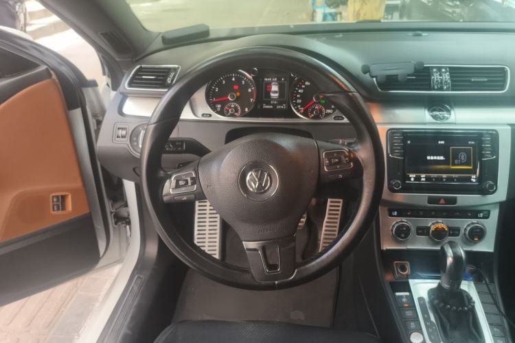 Used Volkswagen FAW-Volkswagen CC 2013 2.0 TSI Luxury Model Steering Wheel