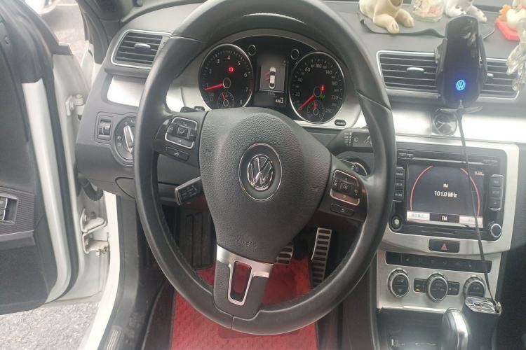 Used Volkswagen FAW-Volkswagen CC 2013 1.8TSI Luxury Model Steering Wheel
