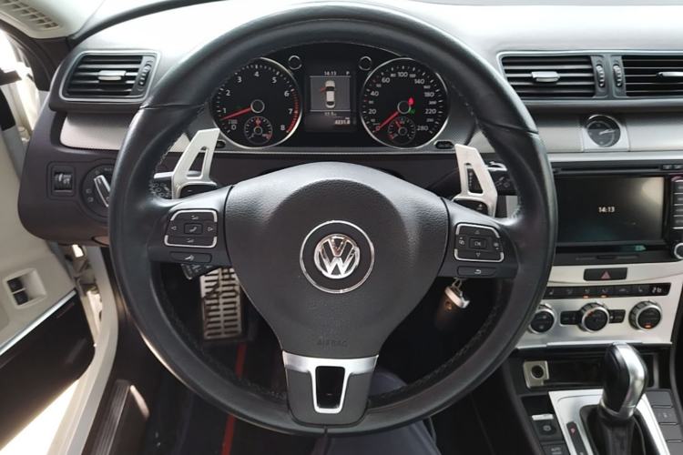 Used Volkswagen FAW-Volkswagen CC 2013 3.0 FSI V6 Steering Wheel