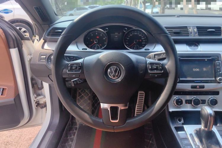 Used Volkswagen FAW-Volkswagen CC 2013 2.0 TSI Luxury Model Steering Wheel