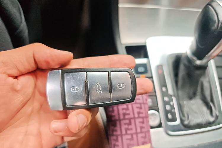 Used Volkswagen FAW-Volkswagen CC 2013 2.0 TSI Luxury Model Vehicle Key