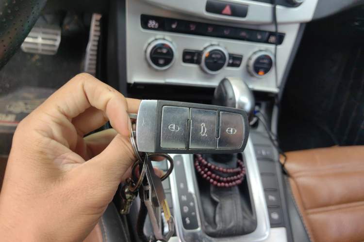 Used Volkswagen FAW-Volkswagen CC 2013 2.0 TSI Ultimate Model Vehicle Key