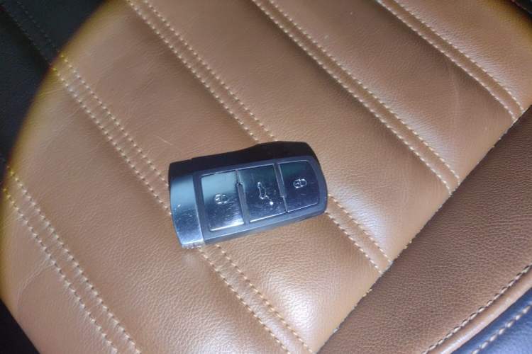Used Volkswagen FAW-Volkswagen CC 2013 1.8TSI Luxury Model Vehicle Key