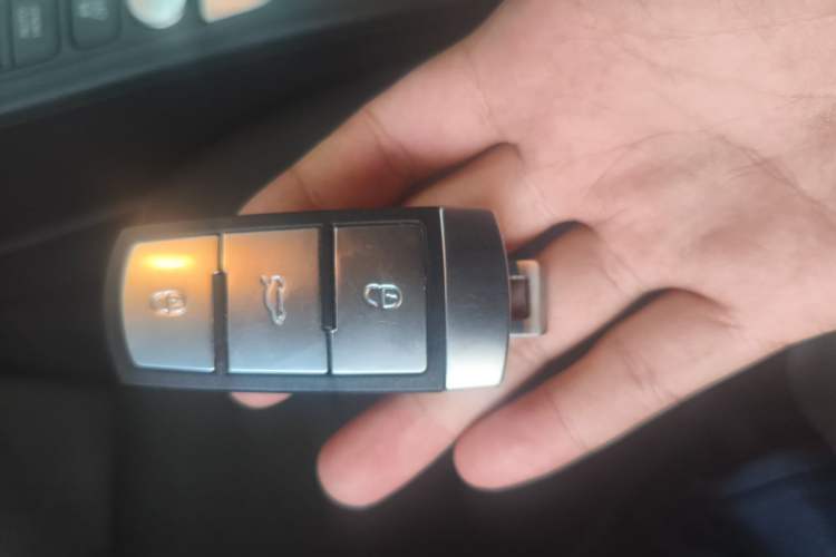 Used Volkswagen FAW-Volkswagen CC 2013 2.0 TSI Luxury Model Vehicle Key