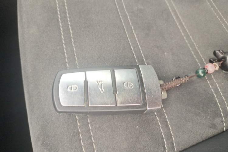 Used Volkswagen FAW-Volkswagen CC 2013 1.8TSI Luxury Model Vehicle Key