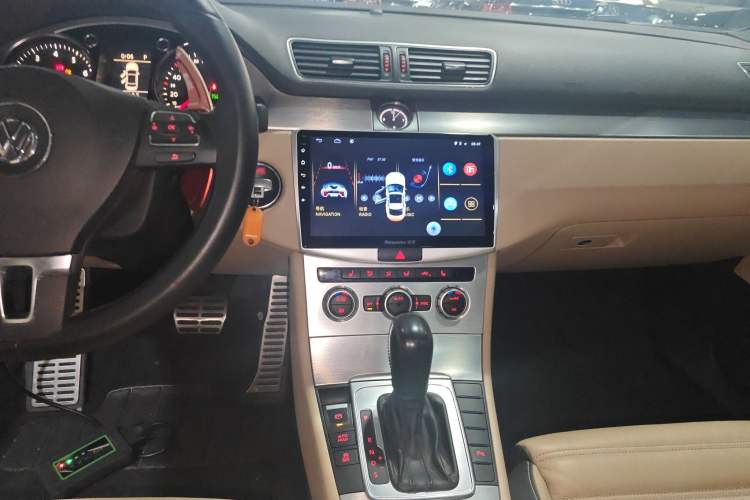 Used Volkswagen FAW-Volkswagen CC 2013 1.8TSI Prestige Model Audio And AC Panel