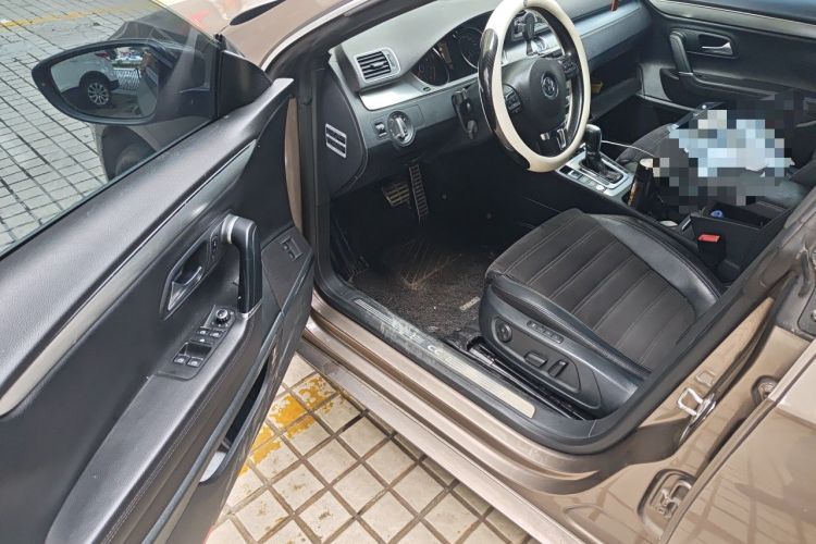 Used Volkswagen FAW-Volkswagen CC 2013 2.0 TSI Luxury Model Driver Seat