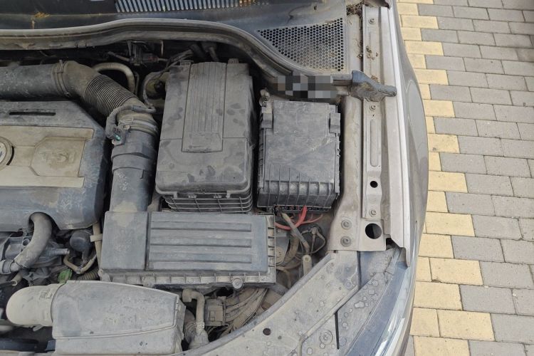 Used Volkswagen FAW-Volkswagen CC 2013 1.8TSI Luxury Model Engine Bay Left