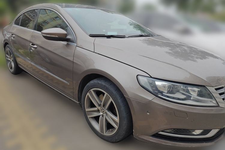 Used Volkswagen FAW-Volkswagen CC 2013 1.8TSI Luxury Model Front Right 45 Deg