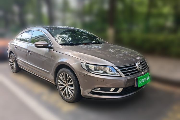Used Volkswagen FAW-Volkswagen CC 2013 2.0 TSI Ultimate Model Front Right 45 Deg