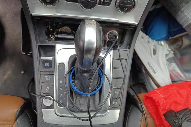 Used Volkswagen FAW-Volkswagen CC 2013 1.8TSI Luxury Model Gear Lever