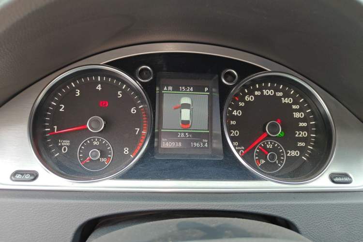Used Volkswagen FAW-Volkswagen CC 2013 1.8TSI Luxury Model Instrument Cluster