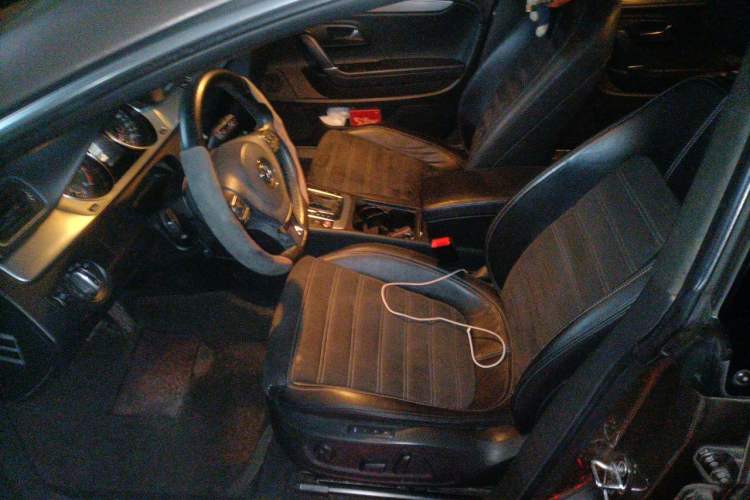 Used Volkswagen FAW-Volkswagen CC 2013 1.8TSI Luxury Model Left Front Seat