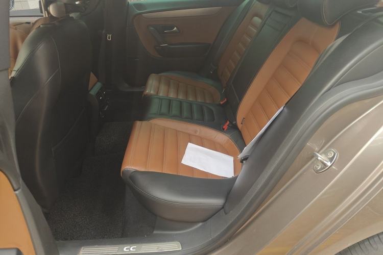 Used Volkswagen FAW-Volkswagen CC 2013 1.8TSI Luxury Model Left Rear Seat