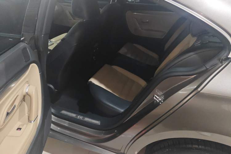 Used Volkswagen FAW-Volkswagen CC 2013 1.8TSI Prestige Model Left Rear Seat