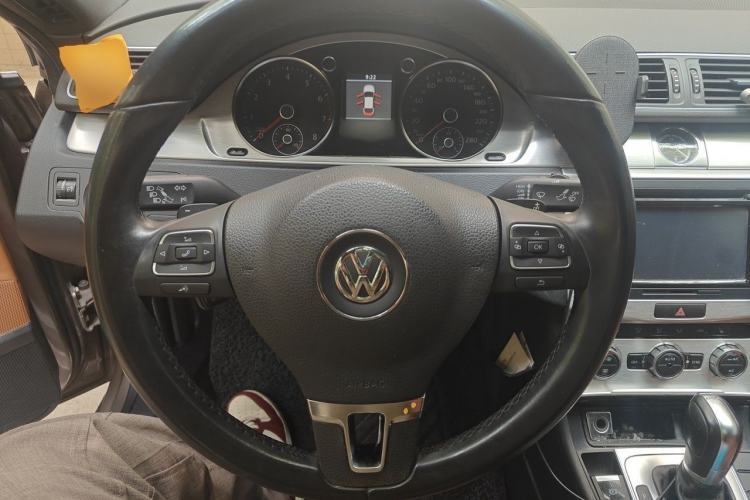 Used Volkswagen FAW-Volkswagen CC 2013 1.8TSI Luxury Model Steering Wheel