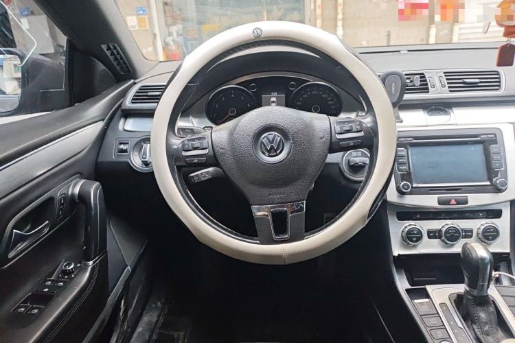 Used Volkswagen FAW-Volkswagen CC 2013 2.0 TSI Luxury Model Steering Wheel