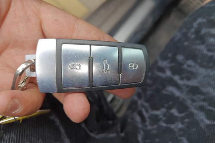 Used Volkswagen FAW-Volkswagen CC 2013 1.8TSI Luxury Model Vehicle Key