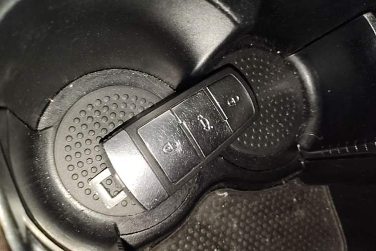 Used Volkswagen FAW-Volkswagen CC 2013 2.0 TSI Luxury Model Vehicle Key