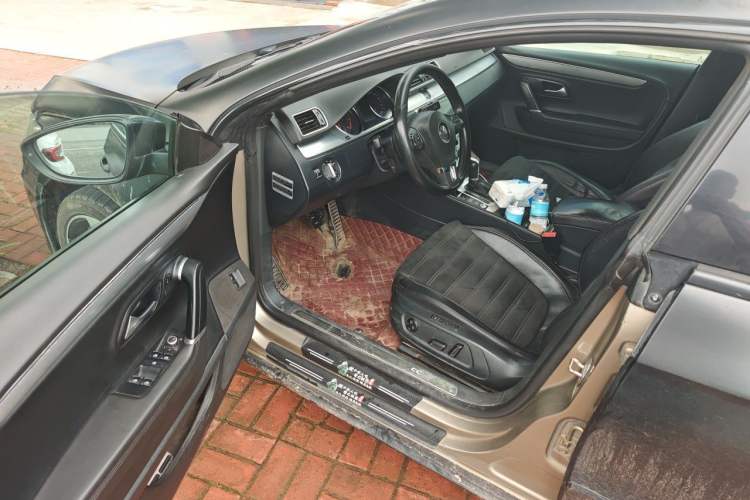 Used Volkswagen FAW-Volkswagen CC 2015 2.0 TSI Luxury Model Driver Seat