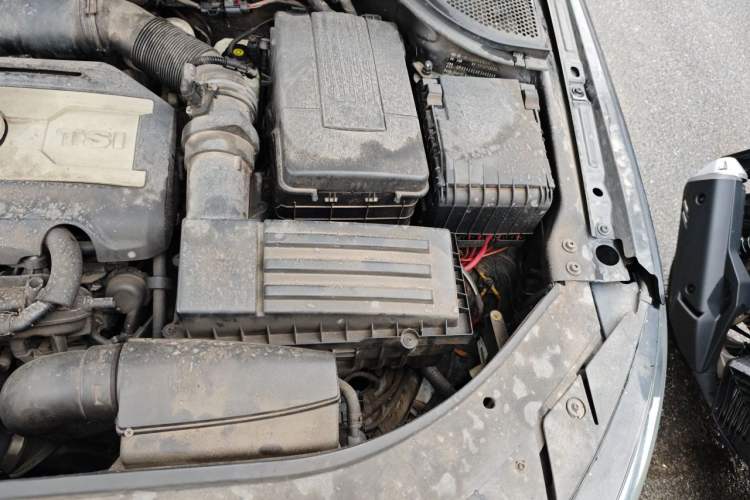 Used Volkswagen FAW-Volkswagen CC 2015 2.0 TSI Ultimate Model Engine Bay Left