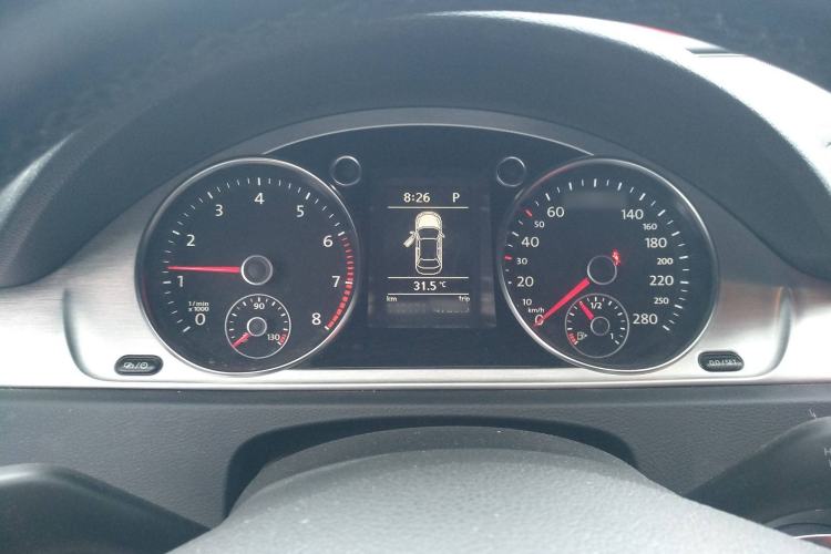 Used Volkswagen FAW-Volkswagen CC 2015 1.8TSI Prestige Model Instrument Cluster