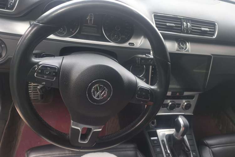Used Volkswagen FAW-Volkswagen CC 2015 1.8TSI Prestige Model Interior 3