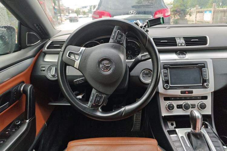 Used Volkswagen FAW-Volkswagen CC 2015 2.0 TSI Ultimate Model Steering Wheel