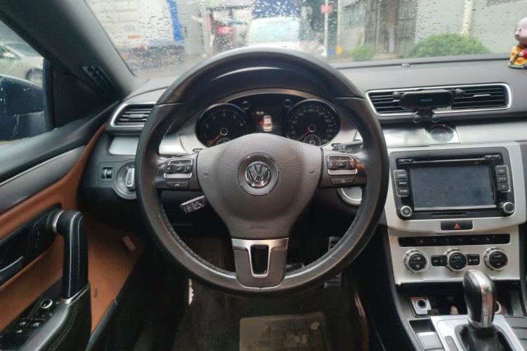 Used Volkswagen FAW-Volkswagen CC 2015 1.8TSI Luxury Model Steering Wheel