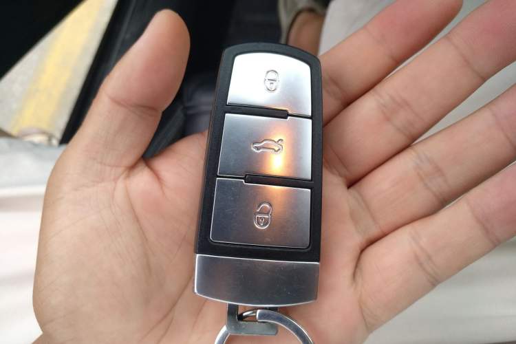 Used Volkswagen FAW-Volkswagen CC 2015 1.8TSI Prestige Model Vehicle Key