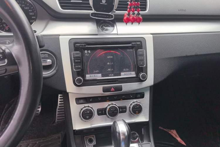 Used Volkswagen FAW-Volkswagen CC 2015 1.8TSI Luxury Model Audio And AC Panel