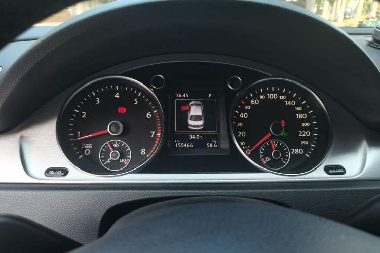 Used Volkswagen FAW-Volkswagen CC 2015 1.8TSI Luxury Model Instrument Cluster