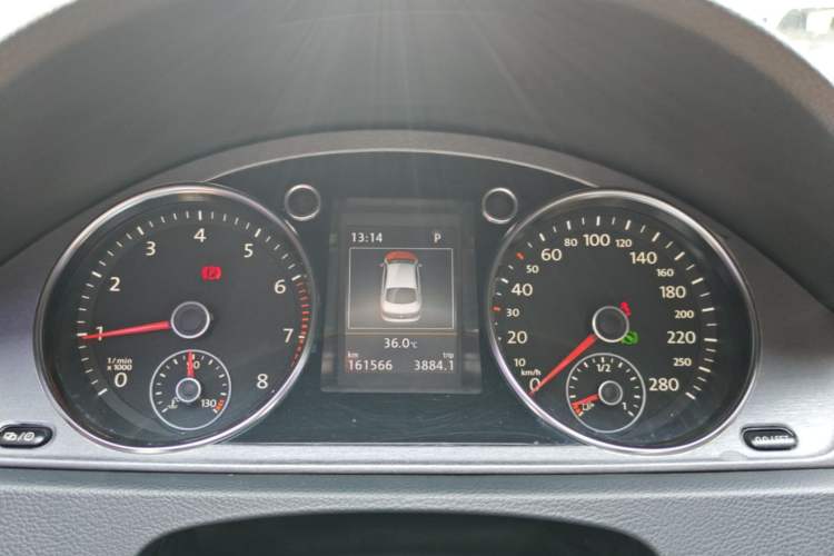 Used Volkswagen FAW-Volkswagen CC 2015 2.0 TSI Luxury Model Instrument Cluster