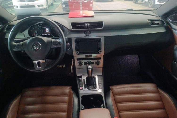 Used Volkswagen FAW-Volkswagen CC 2015 2.0 TSI Ultimate Model Interior 1