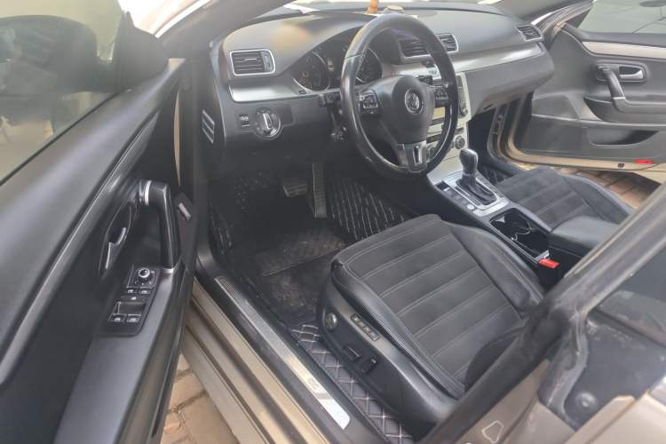 Used Volkswagen FAW-Volkswagen CC 2015 2.0 TSI Luxury Model Left Front Seat