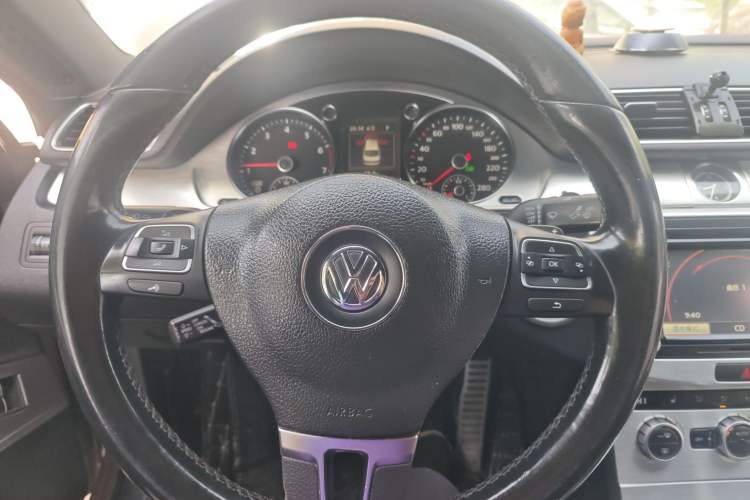 Used Volkswagen FAW-Volkswagen CC 2015 2.0 TSI Luxury Model Steering Wheel